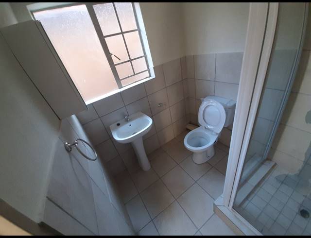 3 bed property to rent in ANNLIN